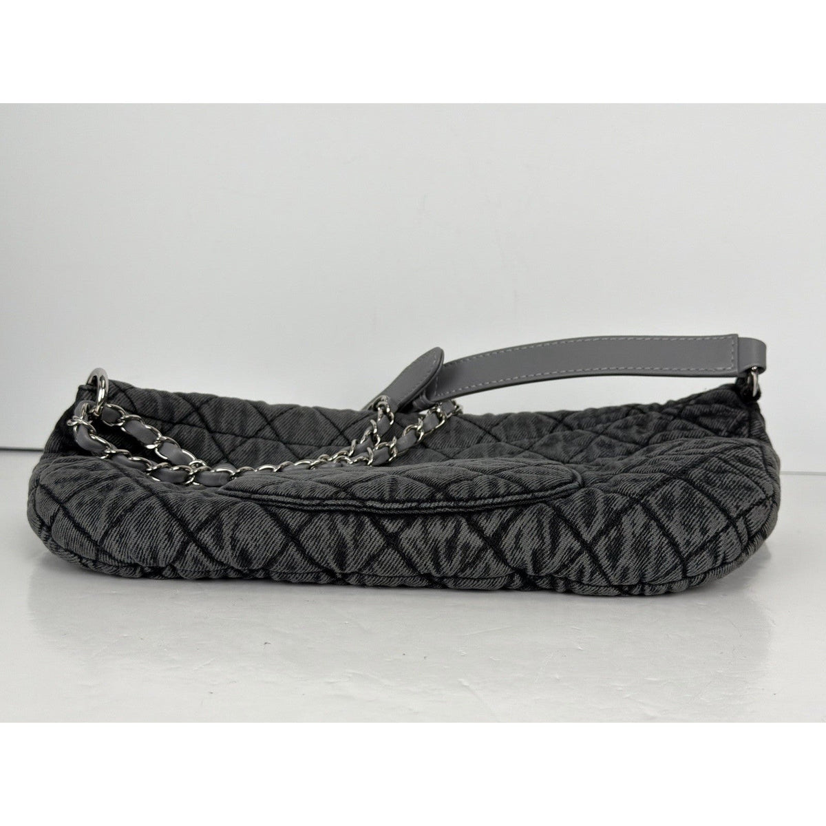 Chanel Denimpression Waist Bag Washed Gray Quilted Denim Silver Hardware 2019 D1