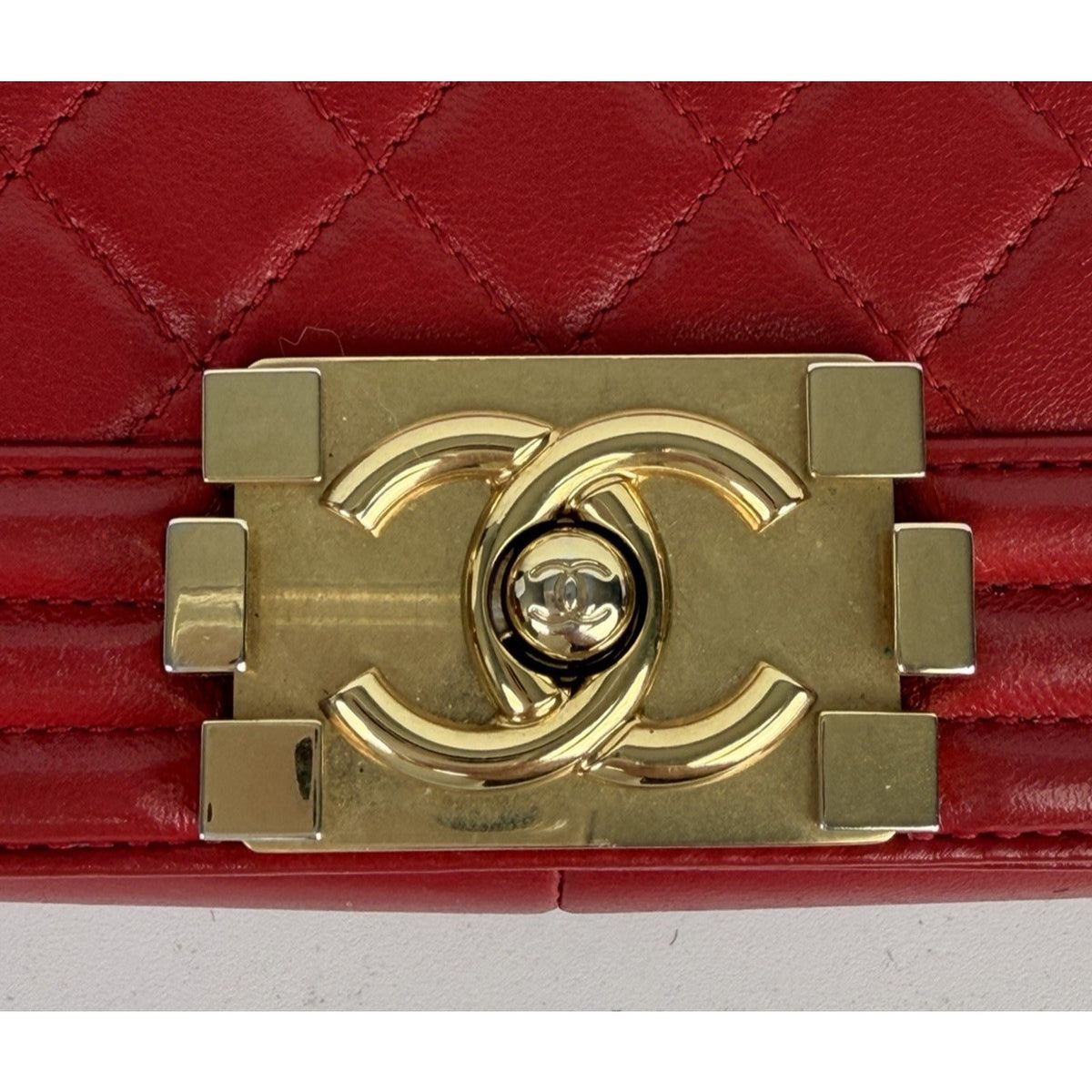 Chanel Boy Bag Medium in Red Lambskin Leather Gold Hardware 2015-2016 YE-8