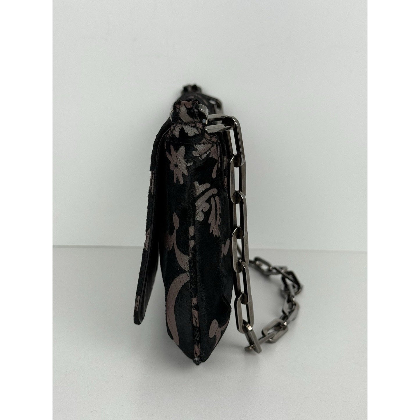 Gucci Vintage Velvet Devore Chain Black Shoulder Bag