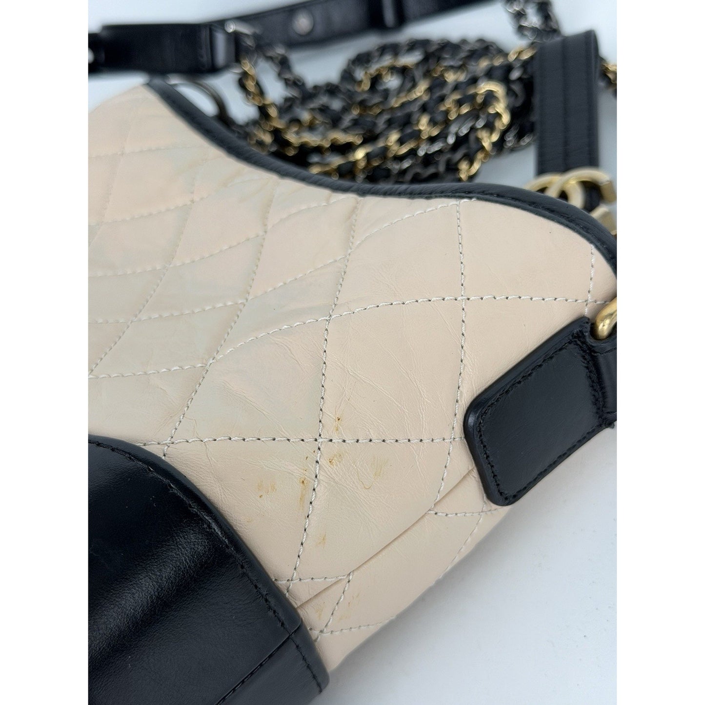 Chanel Small Gabrielle Hobo Bag in Beige and Black Aged Leather 2018 E1