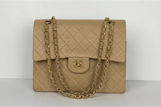 Chanel Vintage Medium Classic Flap Bag in Beige Lambskin Leather 1989-1991 F3