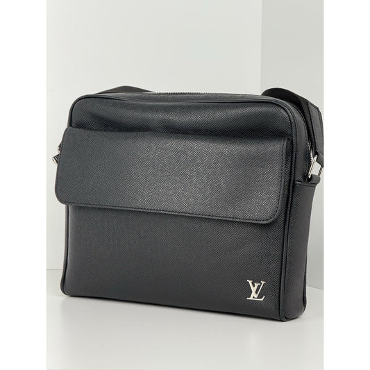 Louis Vuitton Black Leather Taiga Alex Messenger