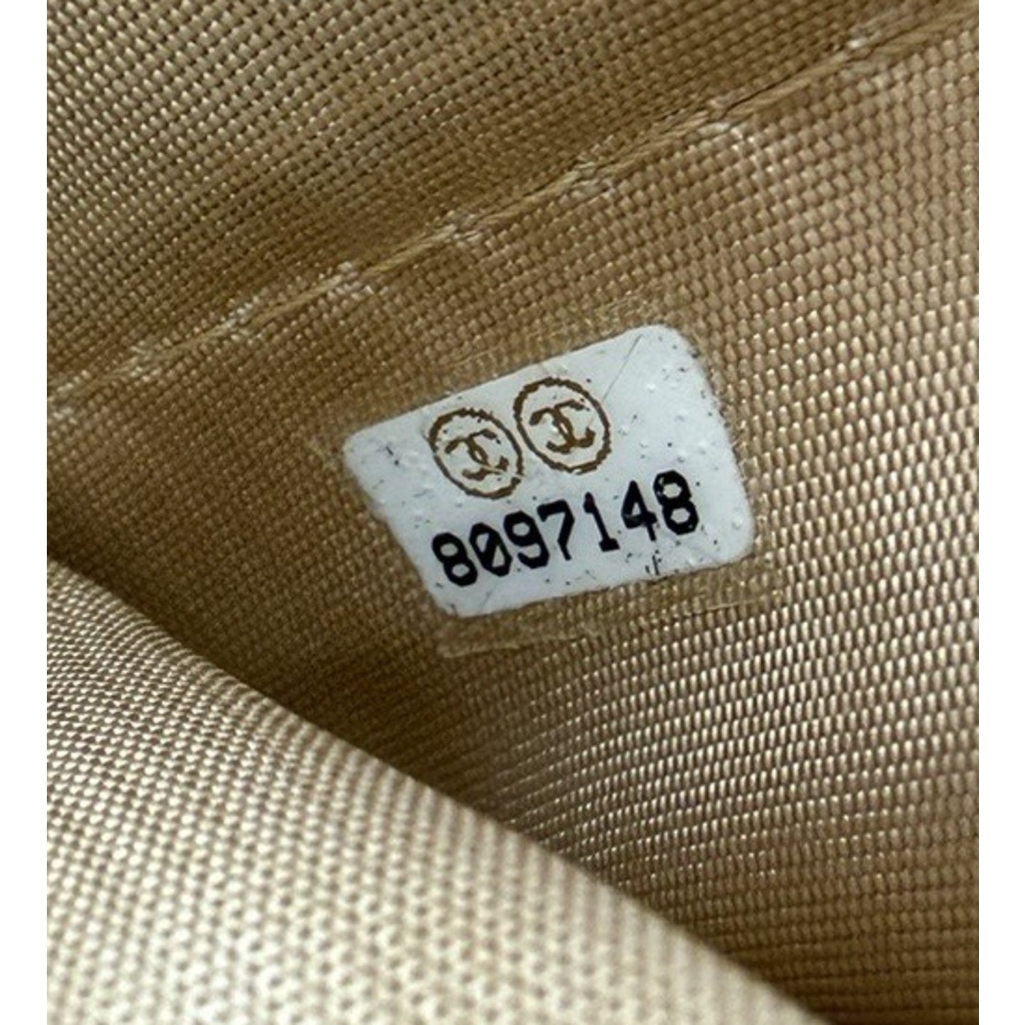 Chanel Interlocking CC Logo Continental Wallet in Beige Vintage 2004-2005 K2