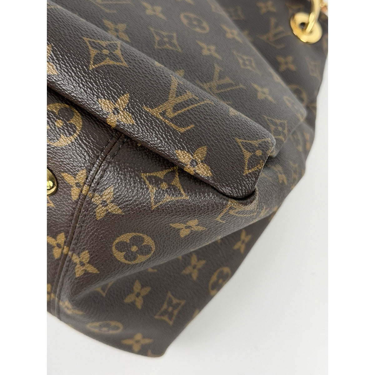 Louis Vuitton Artsy Hobo Bag MM in Brown LV Monogram Coated Canvas 2012 E2