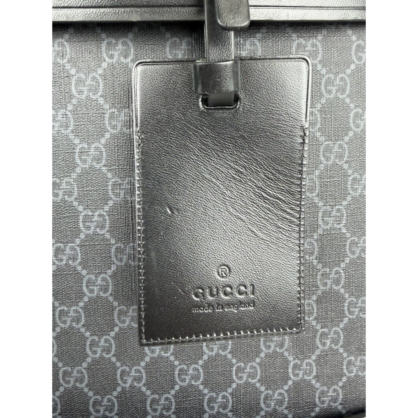 Gucci x Globe-Trotter Medium Rolling Suitcase GG Supreme Monogram Canvas