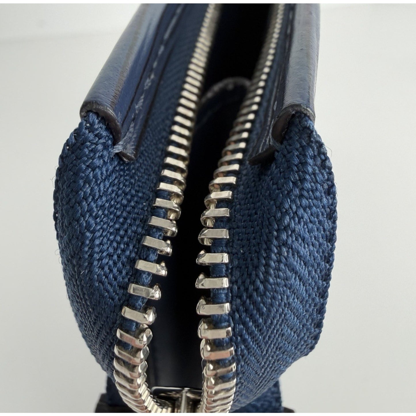 Louis Vuitton Epi Toiletry Pouch Indigo Blue Textured Leather & Sleek 2019 K1