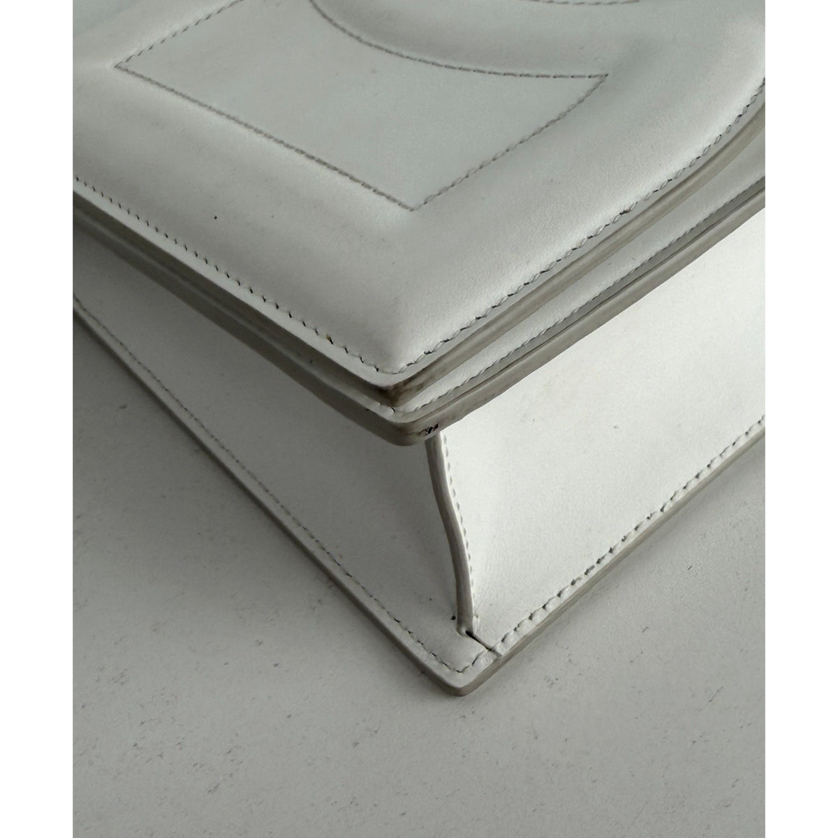Dolce & Gabbana Small DG Logo Crossbody Bag in Calfskin White Leather S-13
