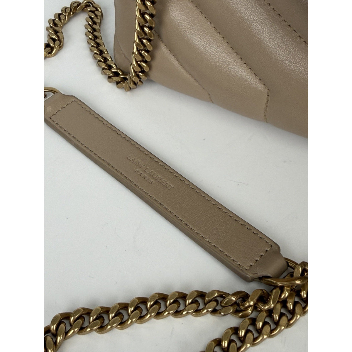 Saint Laurent Loulou Small Shoulder Bag in Beige Calfskin Quilted Leather S20