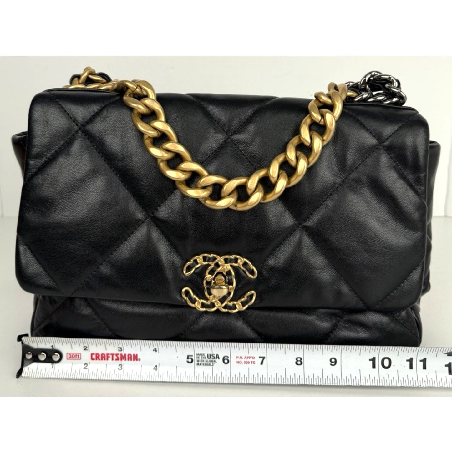 Chanel 19 Flap Medium Bag in Black Quilting Leather Two-Tone Hardware 2020 D7