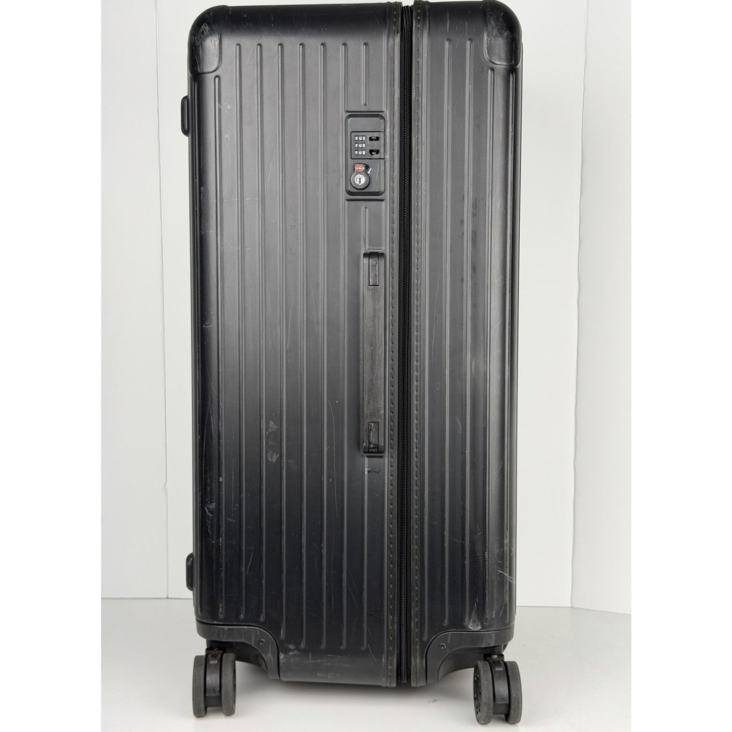 RIMOWA Essential Trunk Plus Lightweight Suitcase in Matte Black