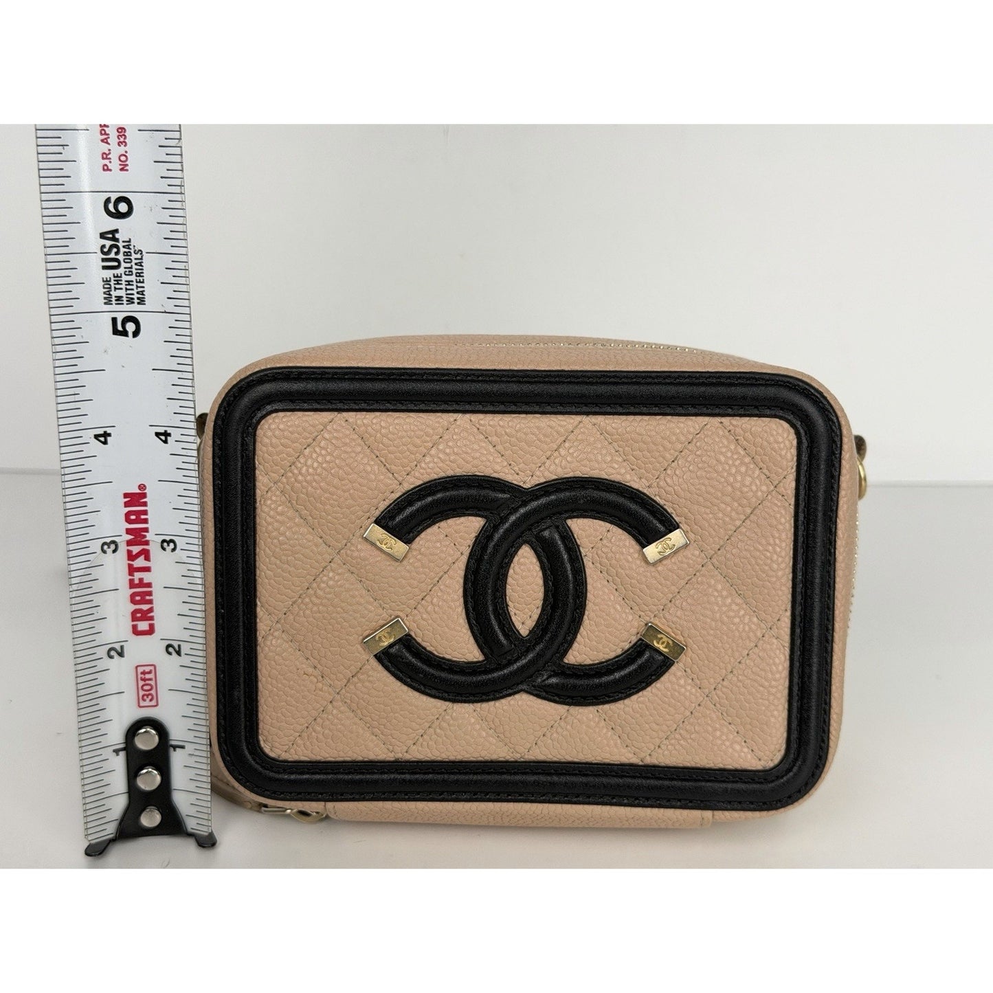 Chanel Filigree Vanity Mini Clutch Quilted Caviar Leather 2018-2019 D9