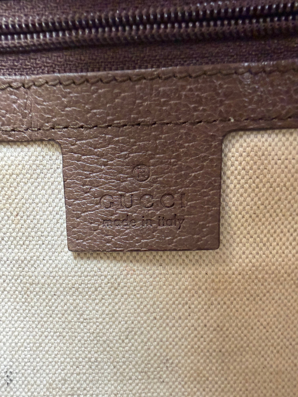 Gucci Ophidia Pouch Bag in Brown GG Supreme Coated Canvas YU-3