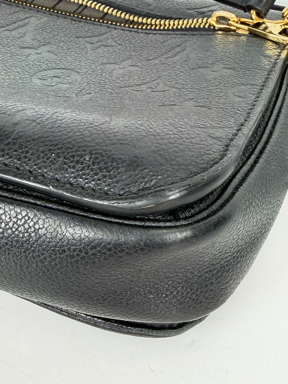 Louis Vuitton Pochette Metis Bag in Black Monogram Empreinte Leather NFC YE-5