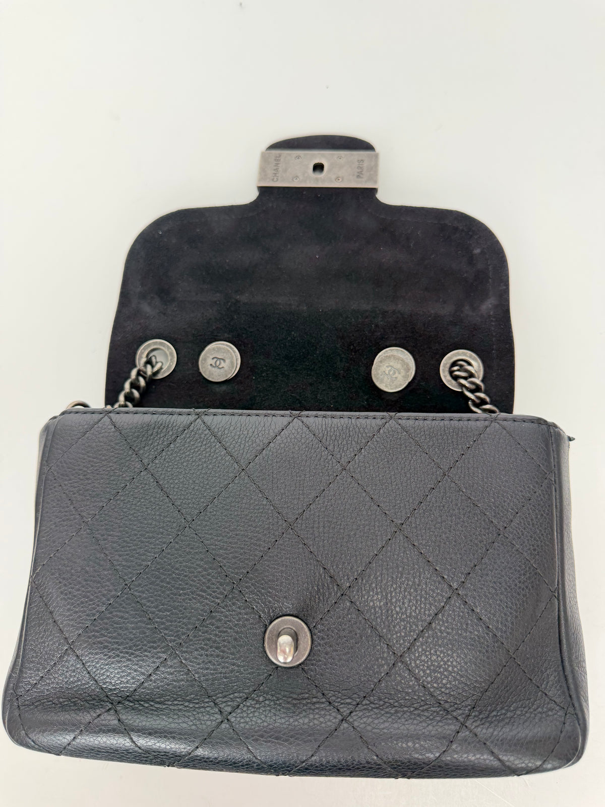 Chanel Small Archi Chic Flap Bag Black Quilted Grained Calfskin 2017-2018 YC8