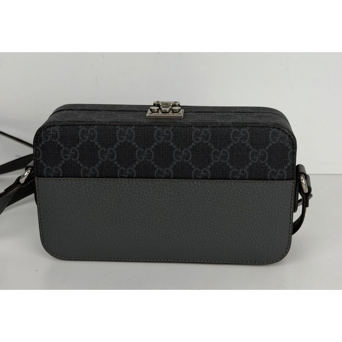 Gucci GG Supreme Interlocking G Shoulder Bag Grey Canvas&Black Leather Trim S17