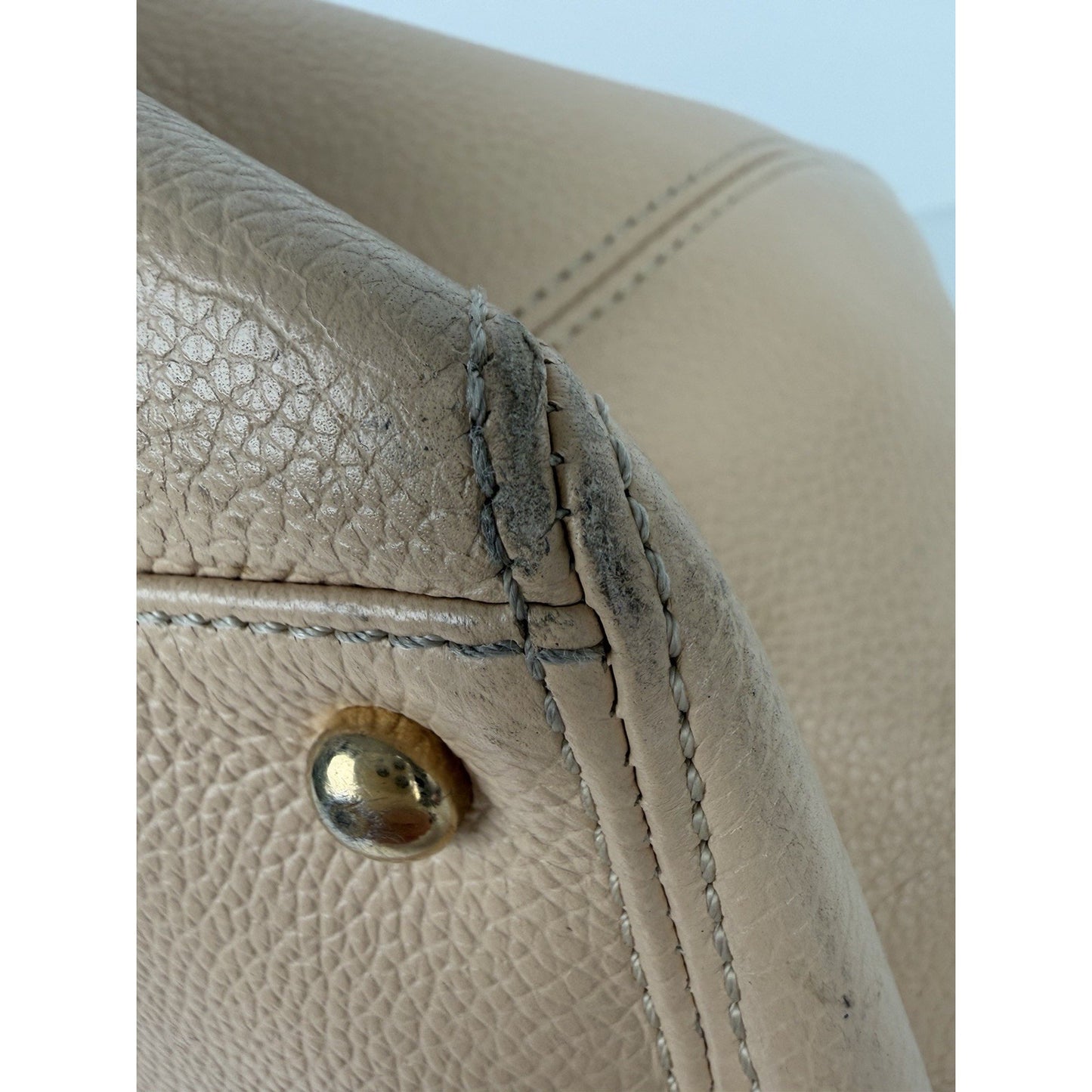 Chanel Executive Cerf Tote Beige Leather & Gold-Tone Hardware 2008-2009 C3