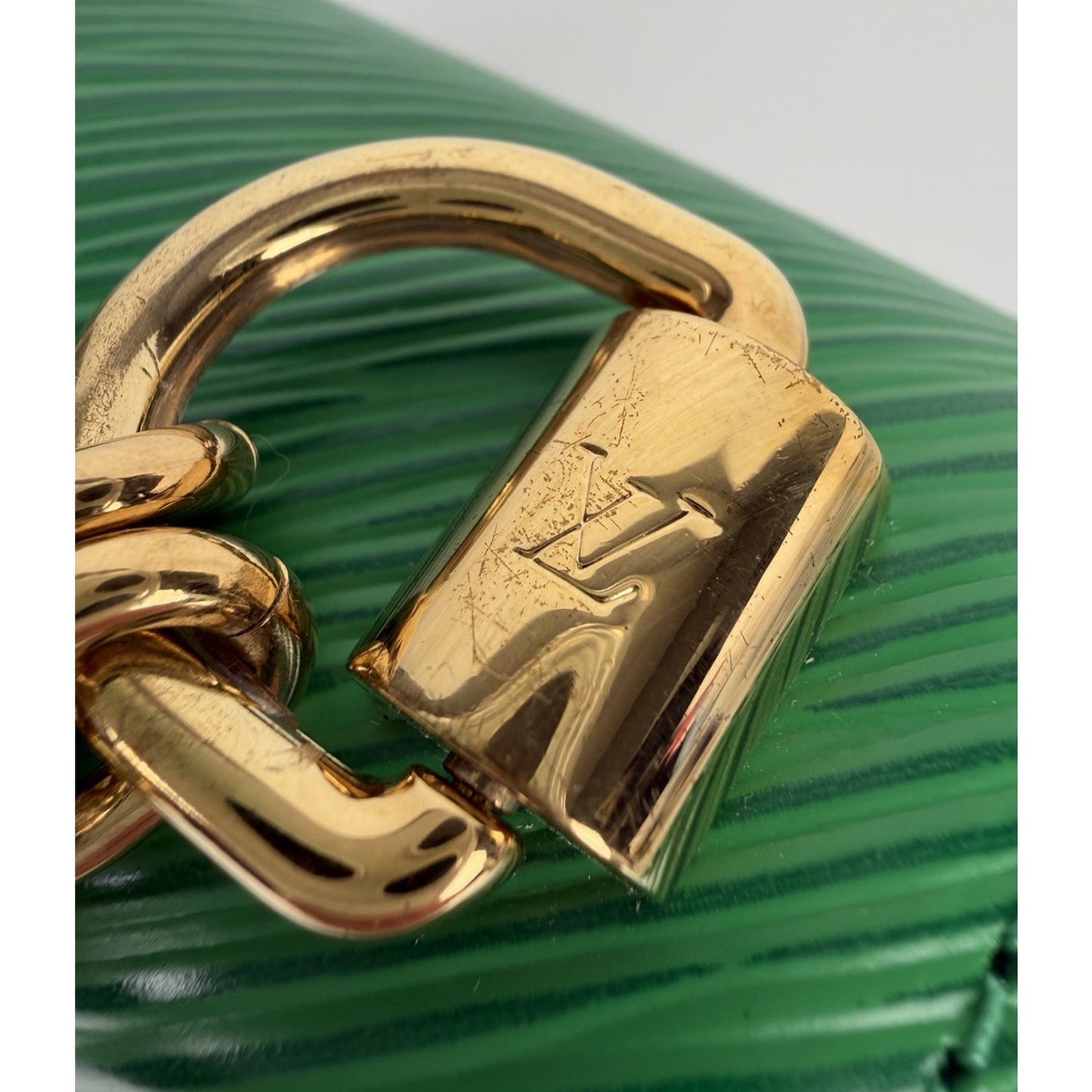 Louis Vuitton Twist PM Bag in Green Epi Leather NFC B-5