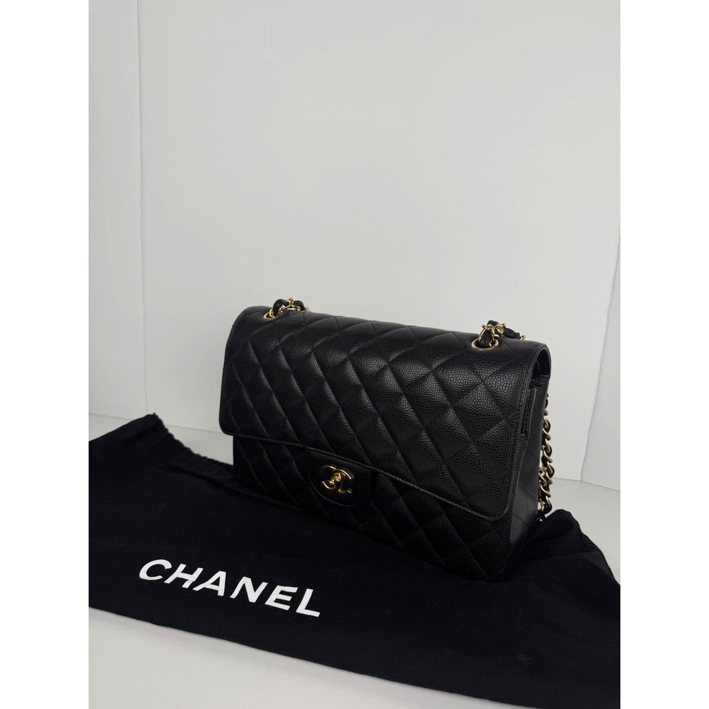 Chanel Classic Double Flap Shoulder Bag Jumbo in Black Caviar Leather 2025 dR-1