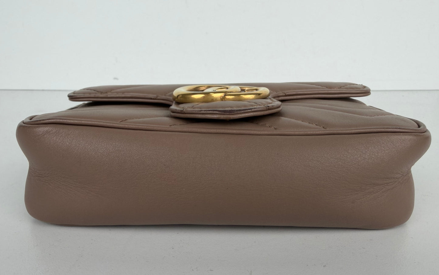 Gucci GG Marmont Bag Mini in Beige Quilted Leather S-05