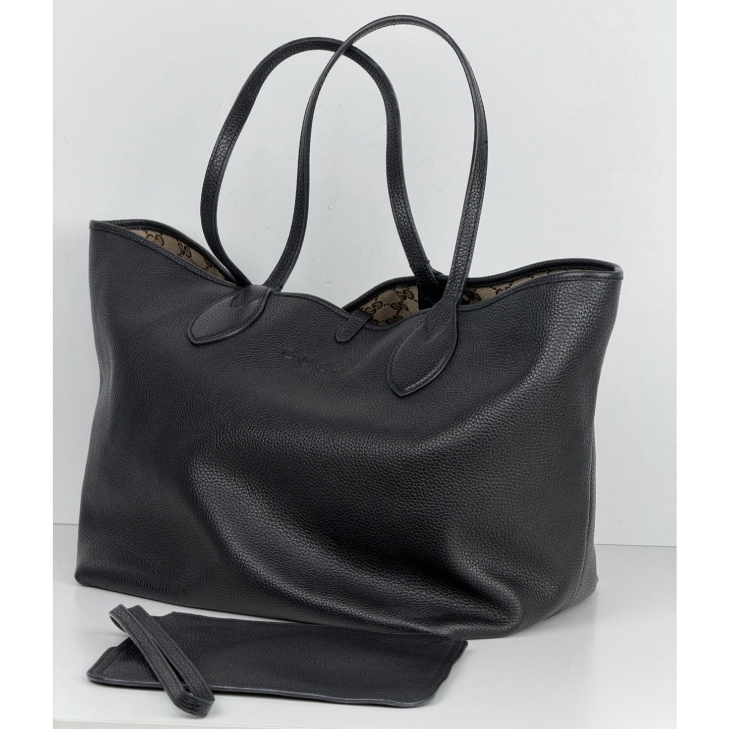 Gucci Totissima Reversible Tote Bag Large in Black Pebbled Leather E-2