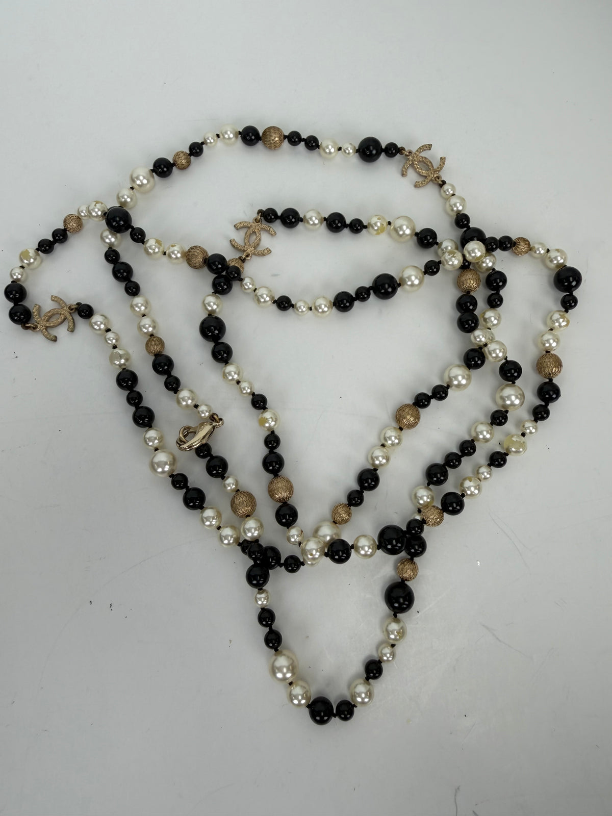 Chanel Pearl and Black Beads CC Baroque Sautoir Necklace Y