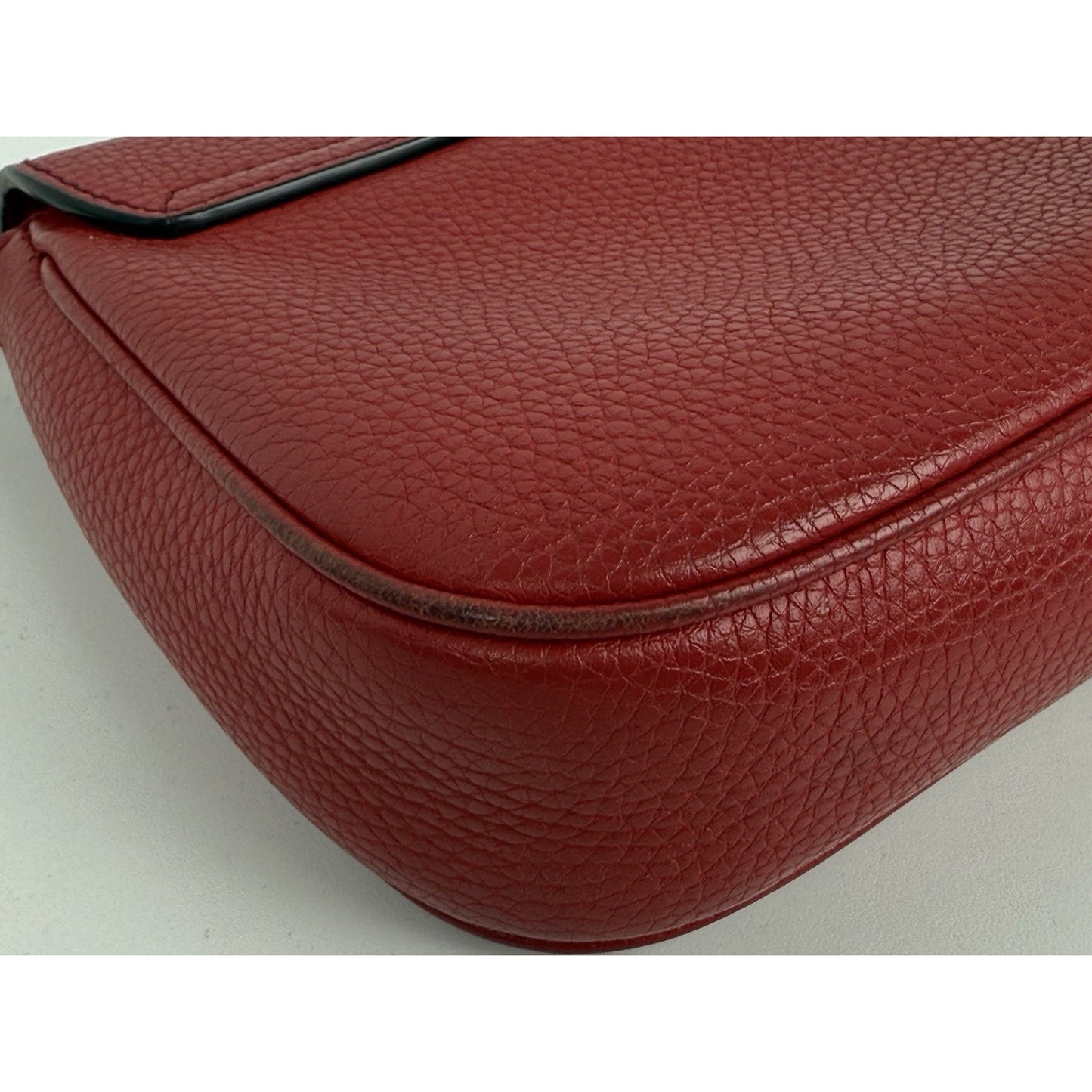 Gucci Soho Red Leather Medium Crossbody Bag with Chain Strap