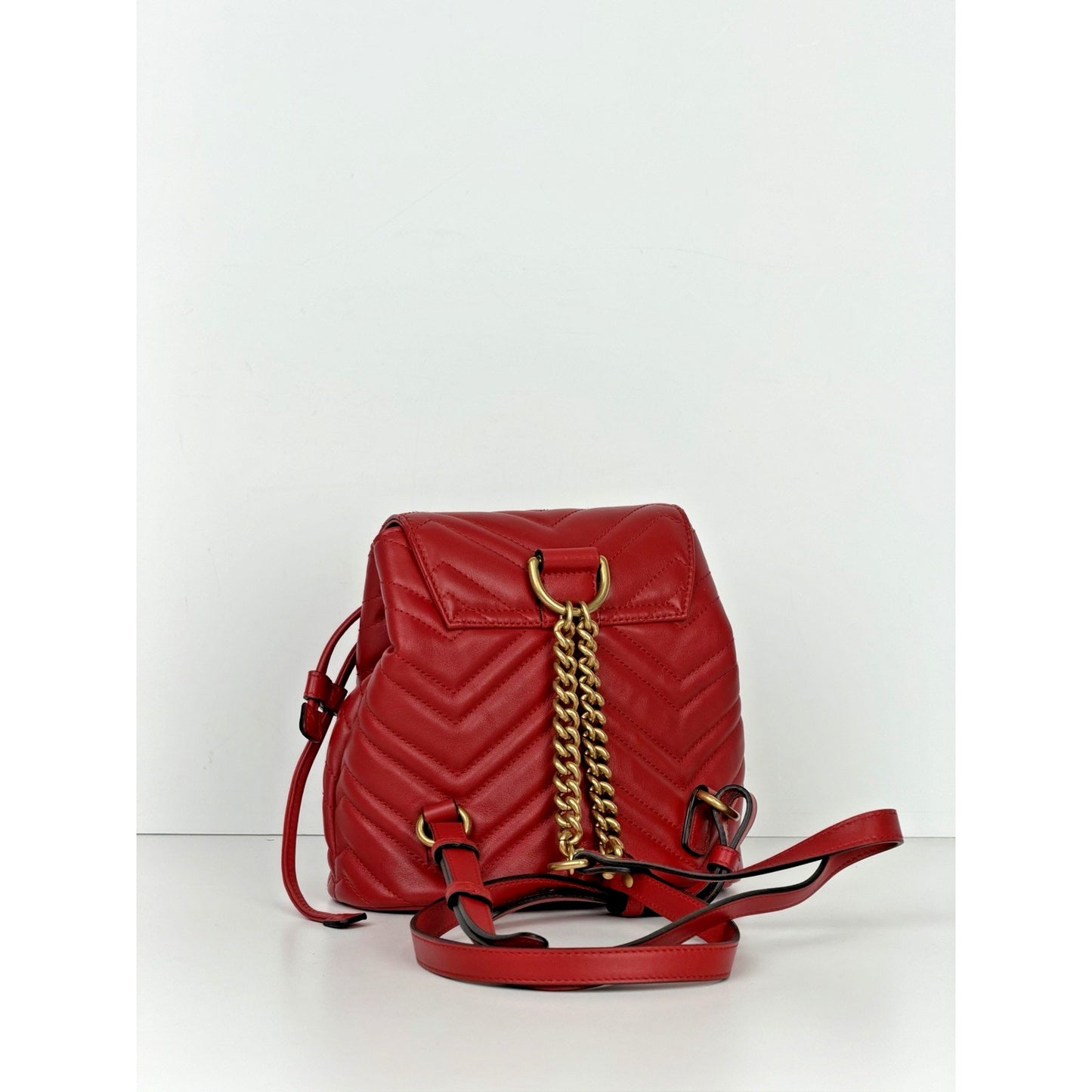 Gucci Marmont Drawstring Mini Backpack Matelasse Leather Red