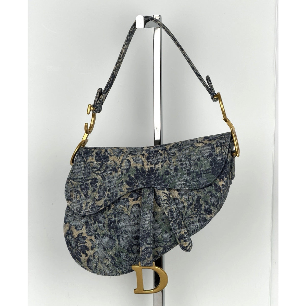 Christian Dior Medium Saddle Bag in Floral Denim Brocade Gold-Tone HW 2022 D4