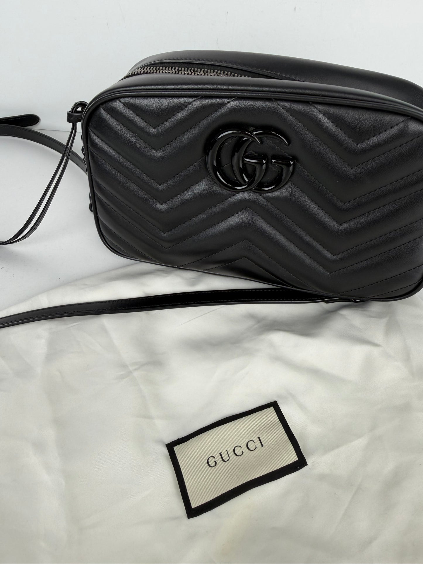 Gucci Monochrome GG Marmont Chain Shoulder Bag Small in Black Quilted Leather YS-13