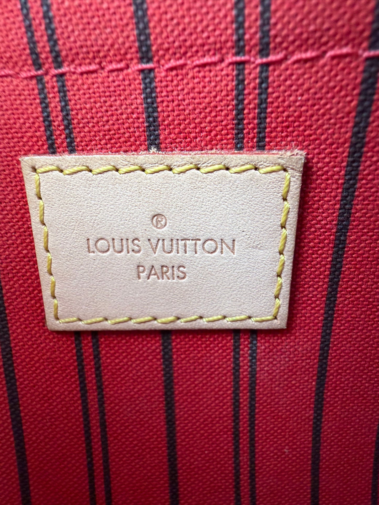Louis Vuitton Neverfull Pochette MM in LV Monogram Coated Canvas 2014 S-19