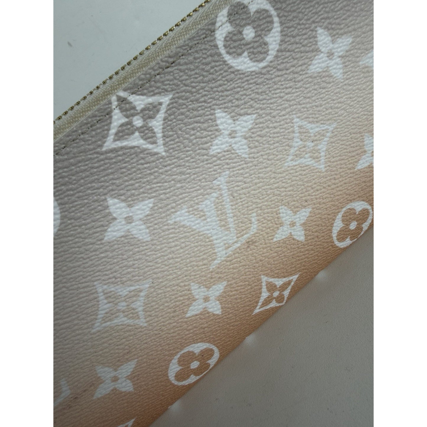 Louis Vuitton Zippy Wallet in LV Monogram Gradient Mist Brume Coated Canvas NFC