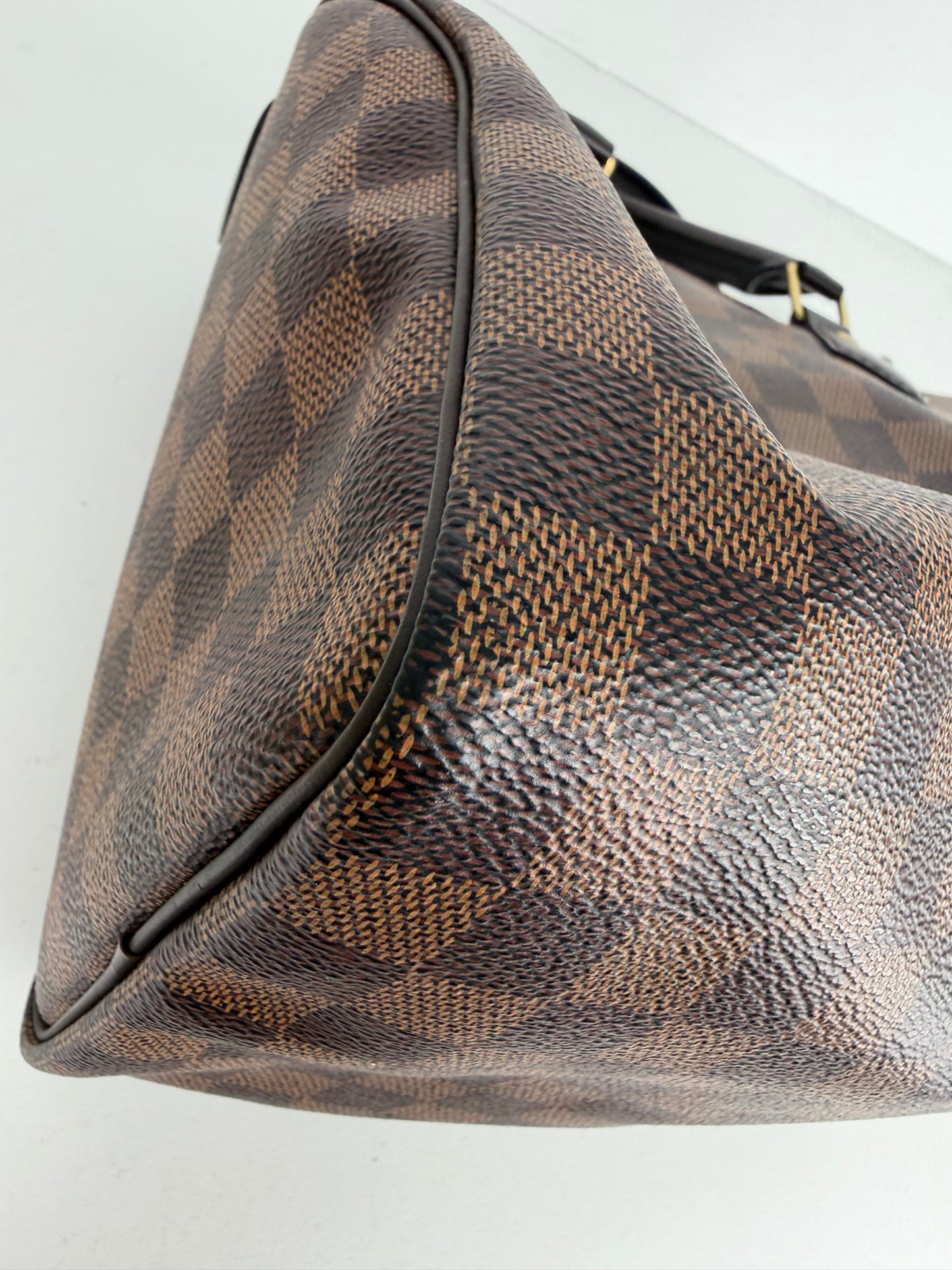 Louis Vuitton Speedy 25 Bag in Damier Ebene Coated Canvas 2019 C-9