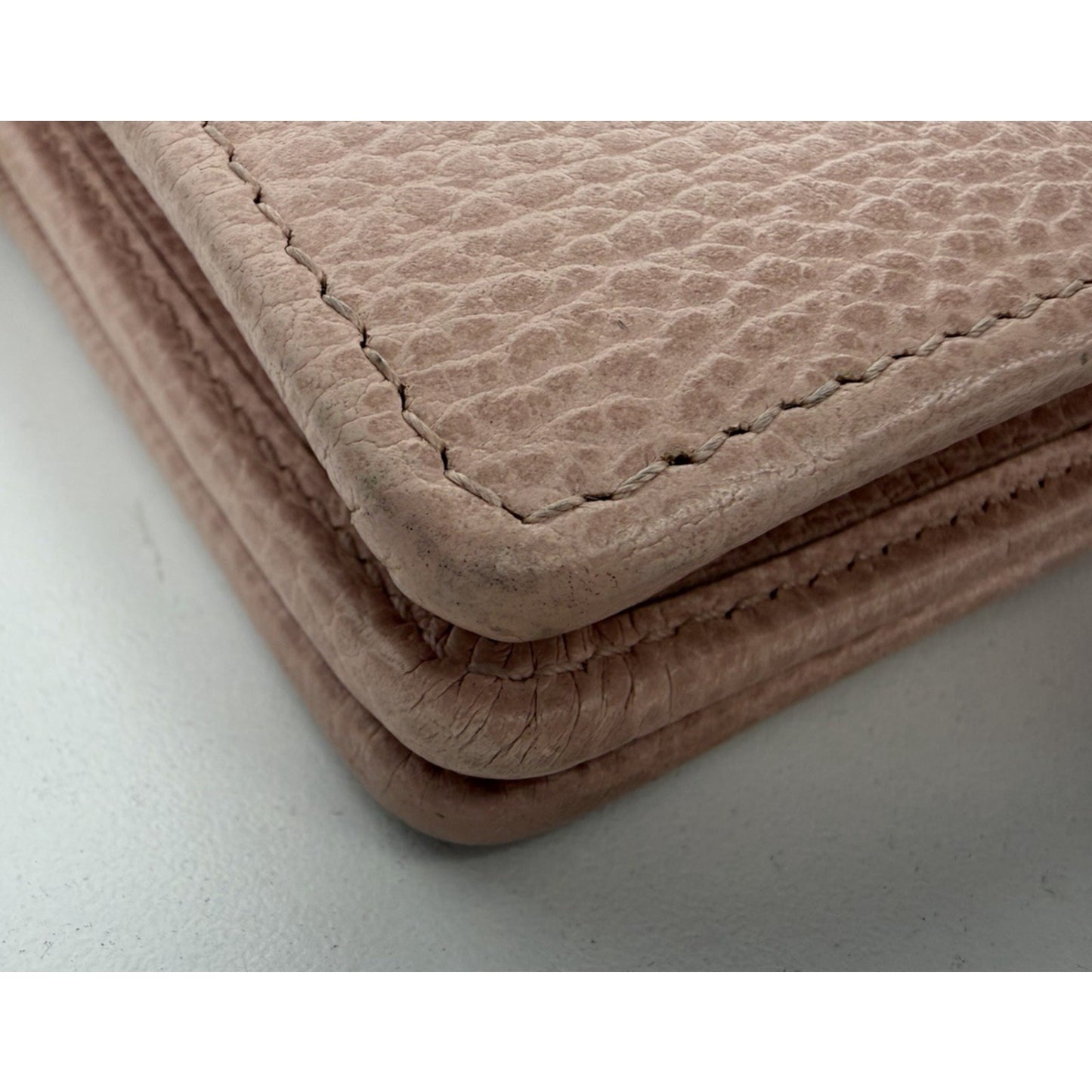 Gucci GG Marmont Leather Wallet on Chain Distinctive Quilted Pink Leather S07