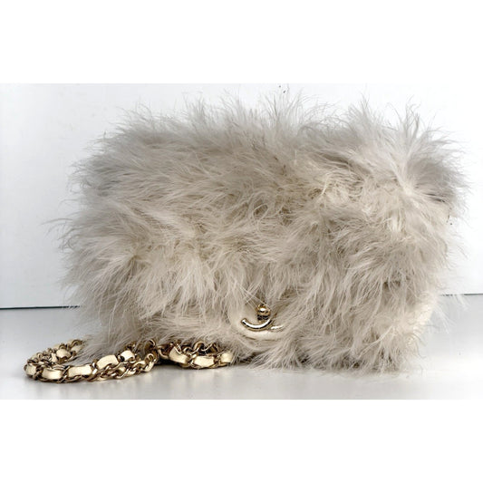 Chanel Quilted Flap Bag made with Fluffy White Feathers 2019 D-2