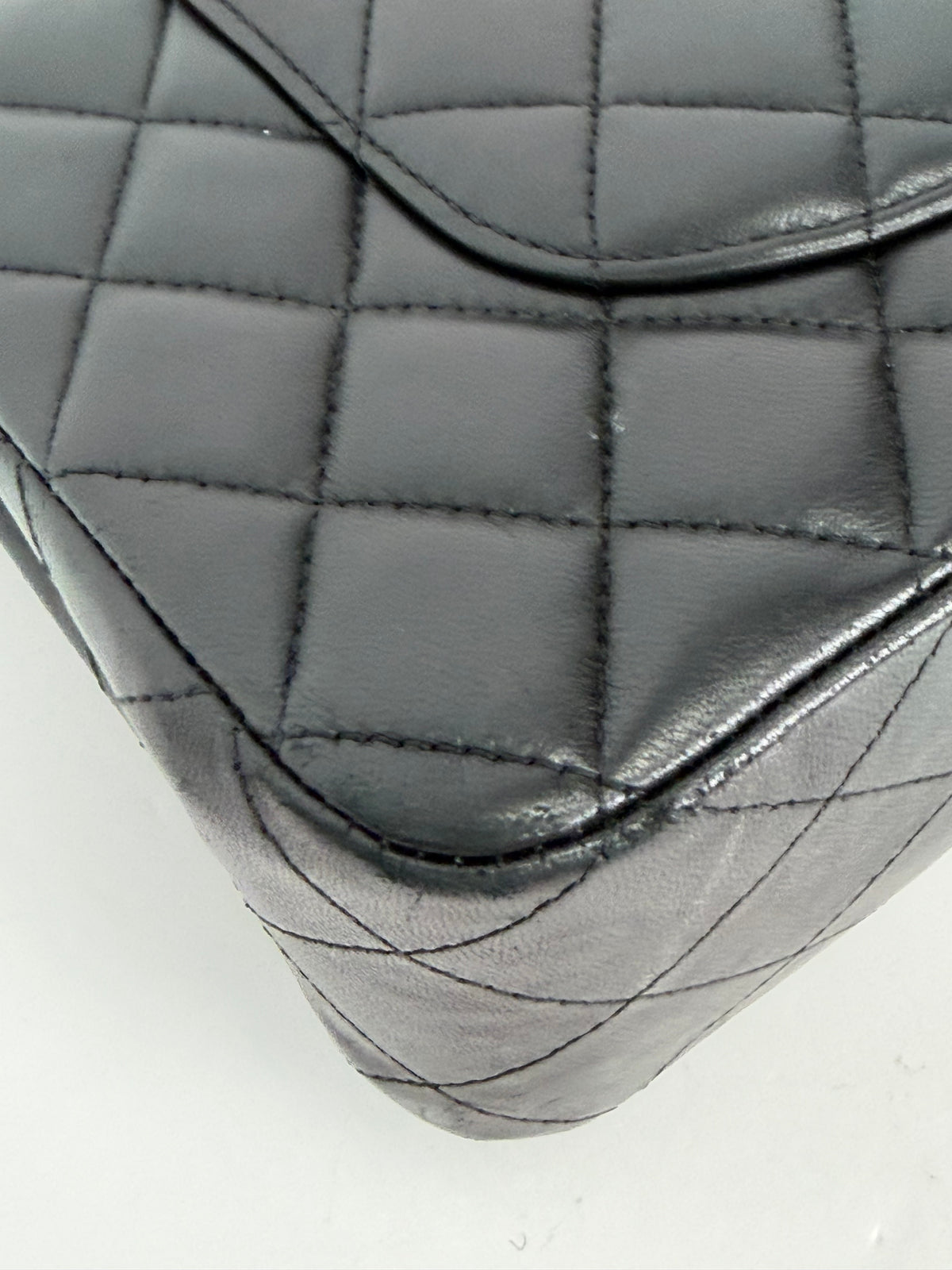 Chanel Classic Medium Double Flap Bag in Black Lambskin Gold Hardware 2019 YD2