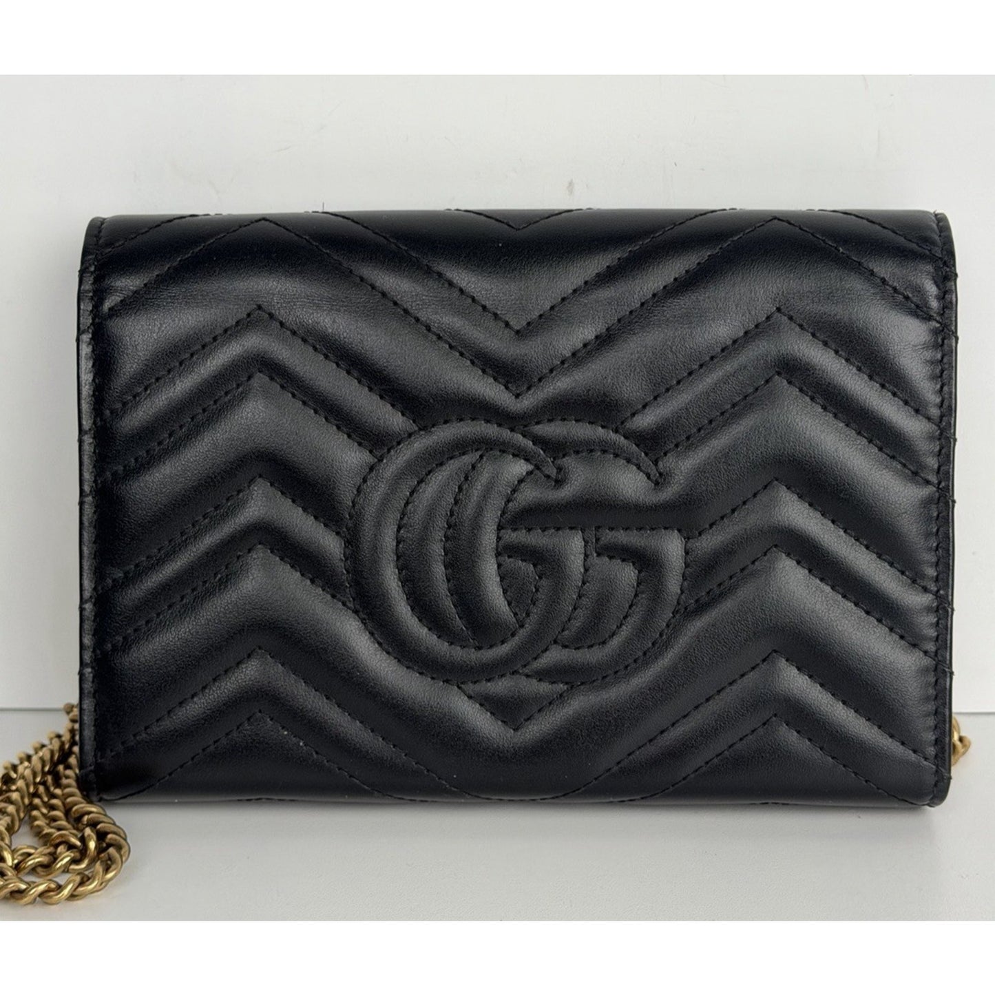 Gucci GG Marmont Shoulder Bag Mini Black Matelasse Leather & Gold-Tone Chain S06