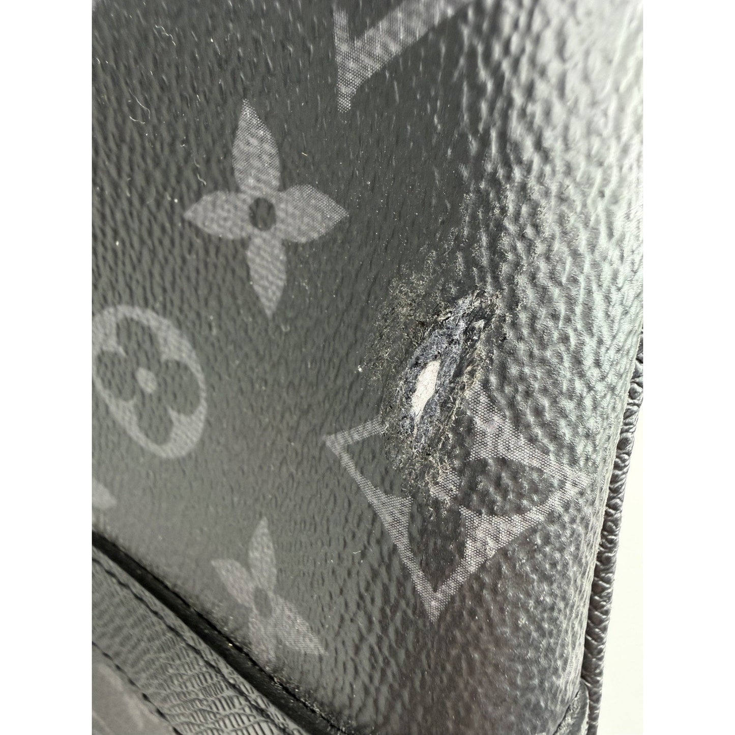 Louis Vuitton Keepall Bandouliere 50 Monogram Eclipse & Black Taiga Leather