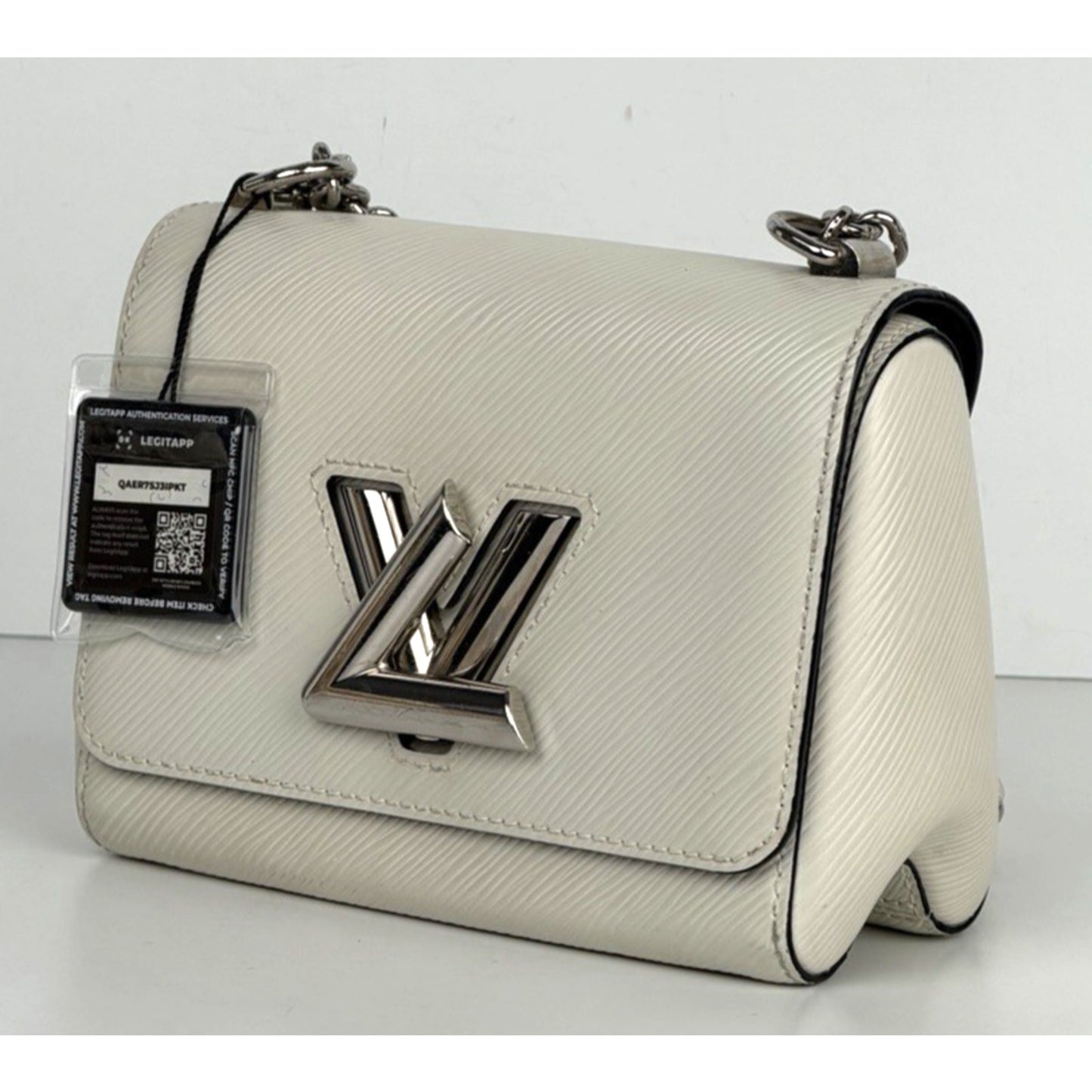 Louis Vuitton Twist PM Shoulder Bag in White Epi Leather Silver-Tone Hardware B5