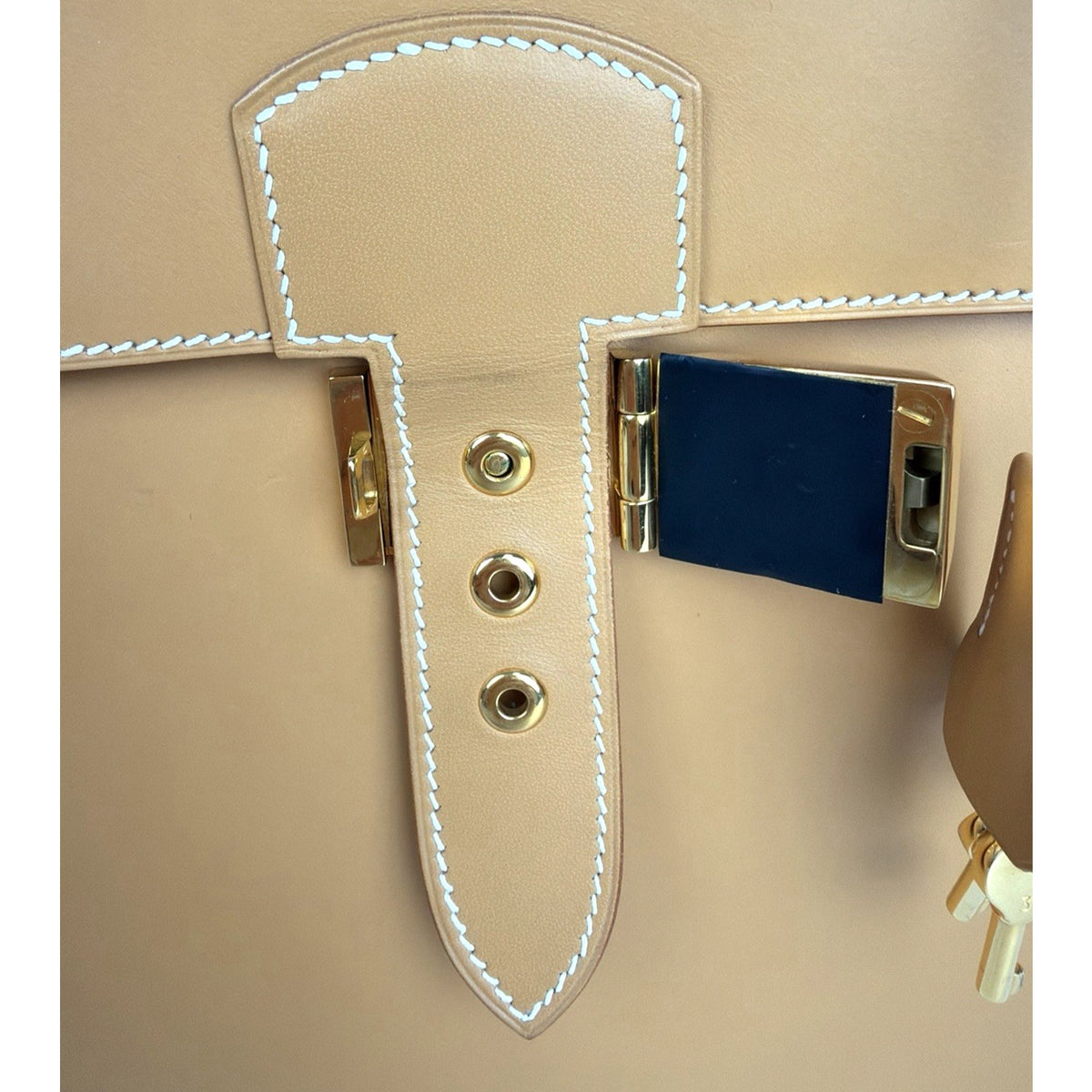 Hermes Sac a Depeches 41 Briefcase Bag in Gold Leather C-4