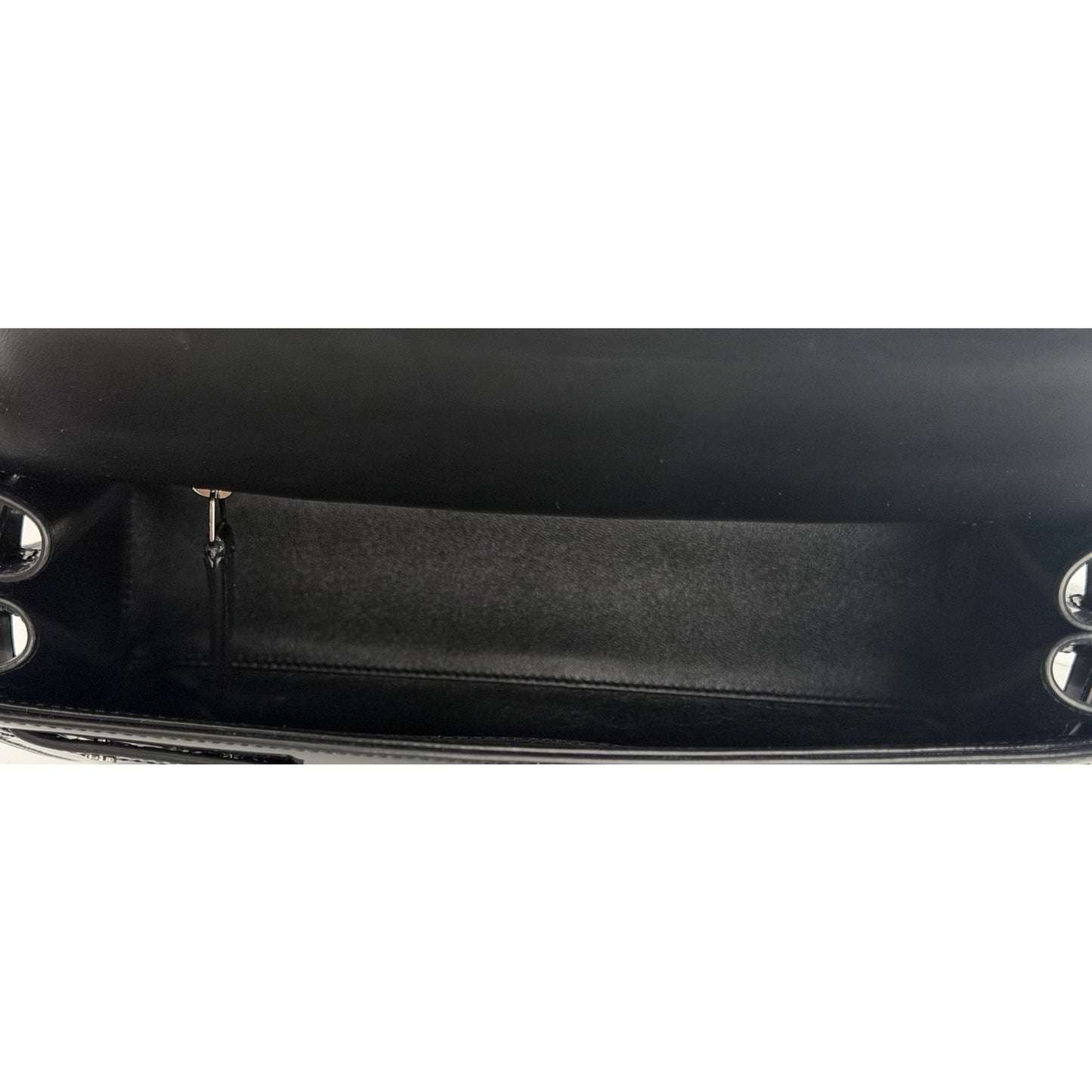 Saint Laurent Le Fermoir Small Top-Handle Bag in Black Spazzolato Leather S-03