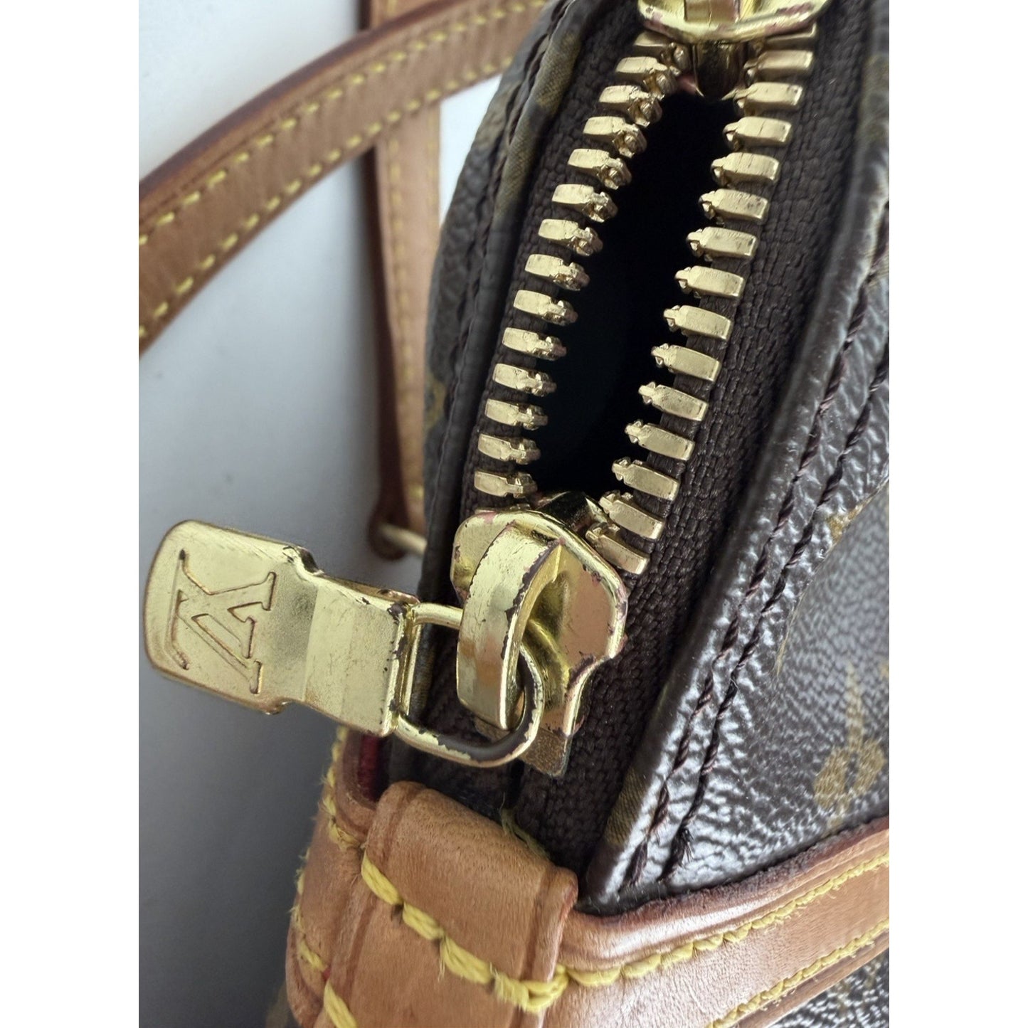 Louis Vuitton Sac Coussin GM Monogram Coated Canvas & Leather Trim 2004 K2