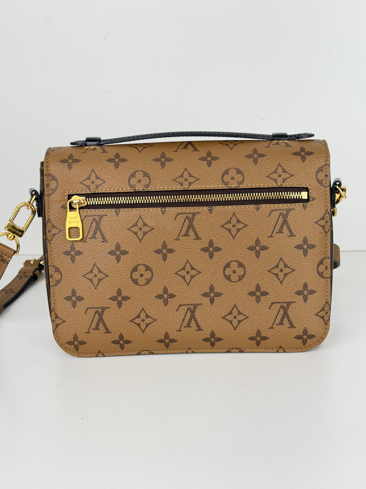 Louis Vuitton Pochette Metis MM Crossbody Bag Brown Reverse Monogram in Coated Canvas 2020 YC2