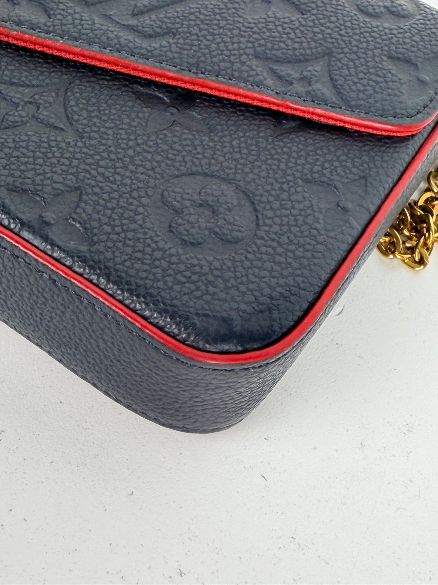 Louis Vuitton Pochette Felicie Crossbody Bag in Blue Monogram Empreinte Leather 2020 YS-08