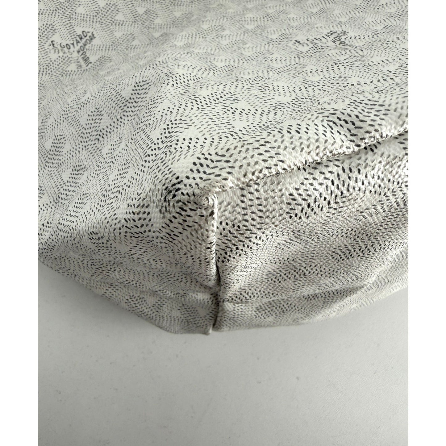 Goyard Saint Louis PM Tote Bag in White Goayrdine Coated Canvas B-2