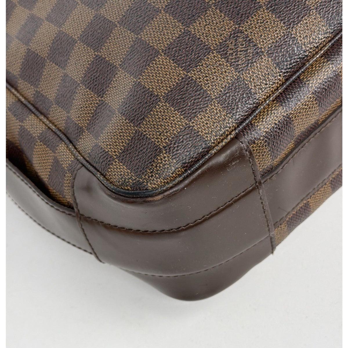 Louis Vuitton Bastille Shoulder Bag in Damier Ebene Brown Coated Canvas 2002 S09