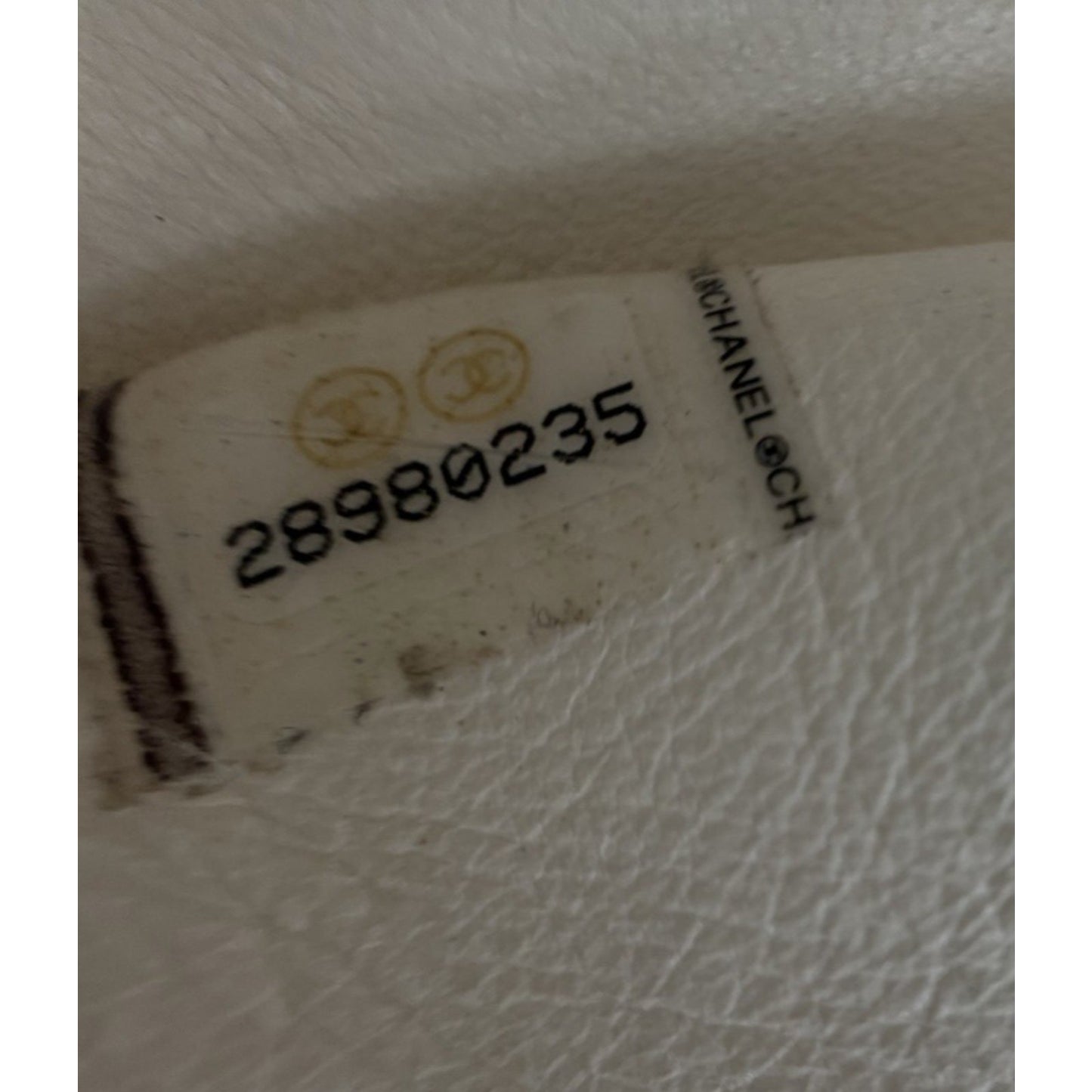 Chanel Quilted Flap Bag made with Fluffy White Feathers 2019 D-2