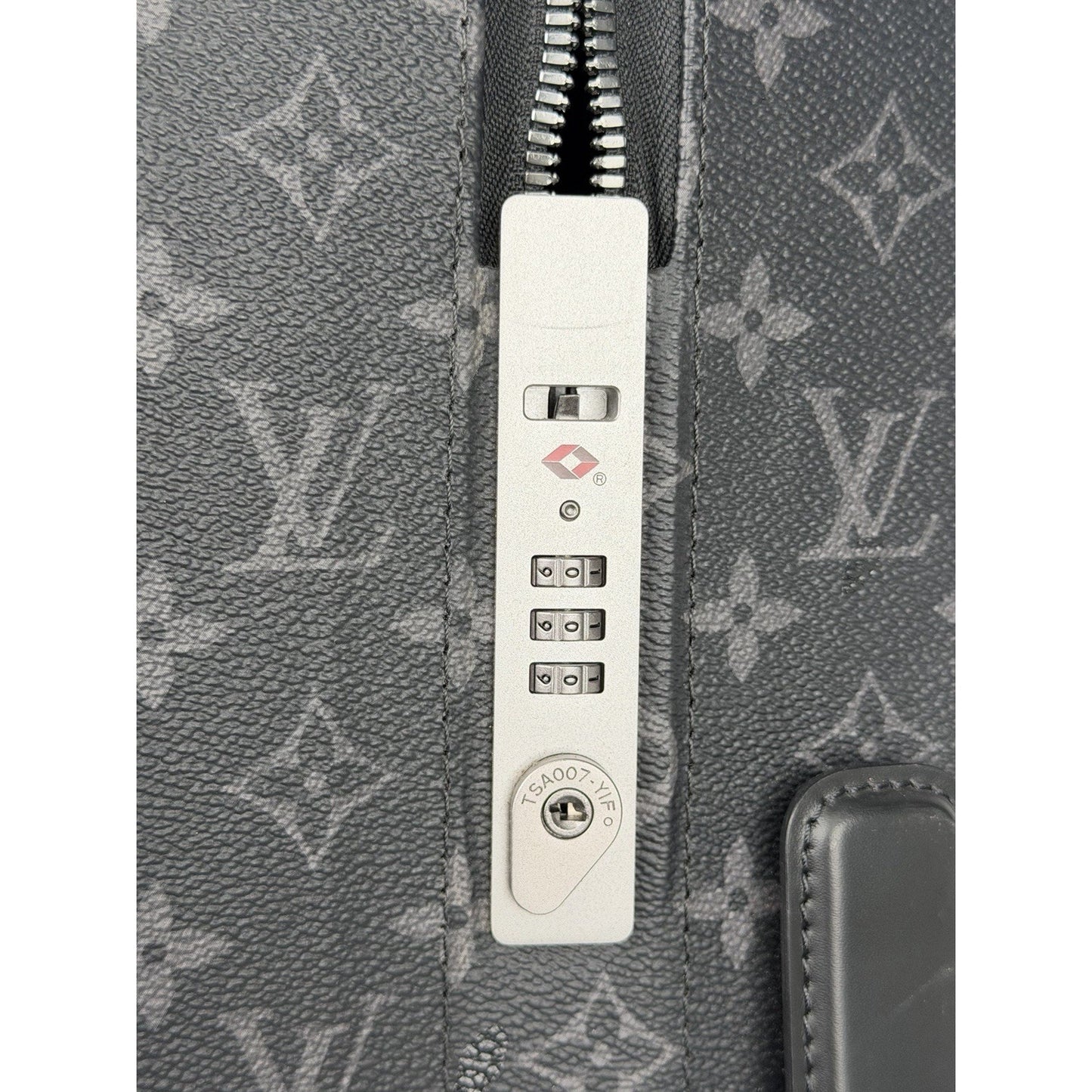 Louis Vuitton Horizon 50 Suitcase in Monogram Eclipse Canvas Microchipped