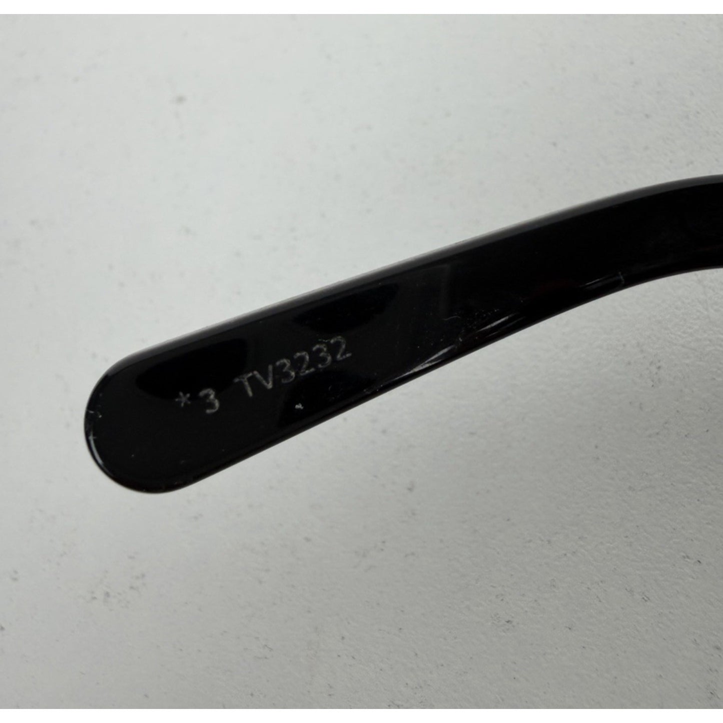 Louis Vuitton LV Link Square Sunglasses in Black Acetate with Gold Hardware