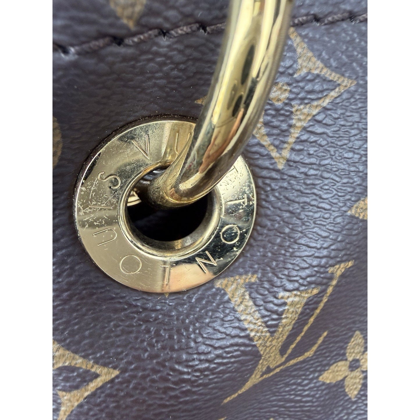 Louis Vuitton Artsy MM Hobo Bag in Brown LV Monogram Coated Canvas 2016 S