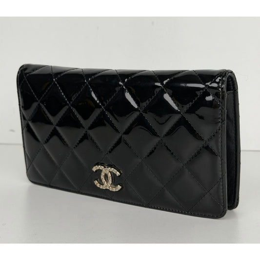 Chanel Brilliant Yen Wallet in Black Quilted Patent Leather 2009-2010 K1